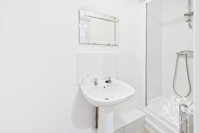 1 bed Flat to rent Image 7