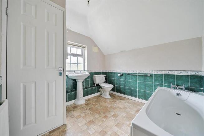 106 Brackley Road, Towcester