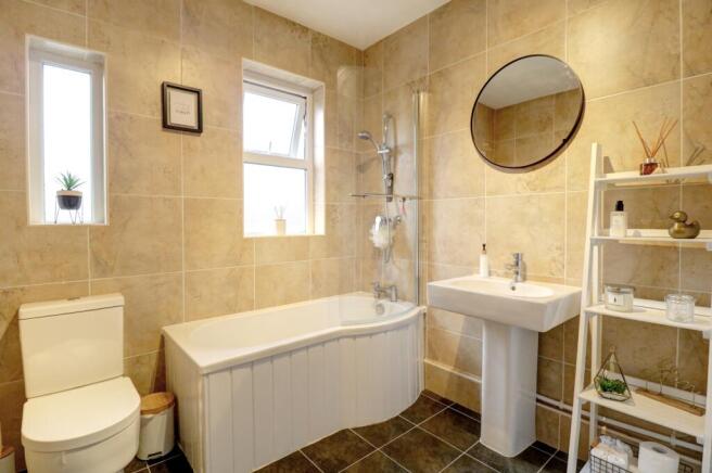 Bathroom 1.1