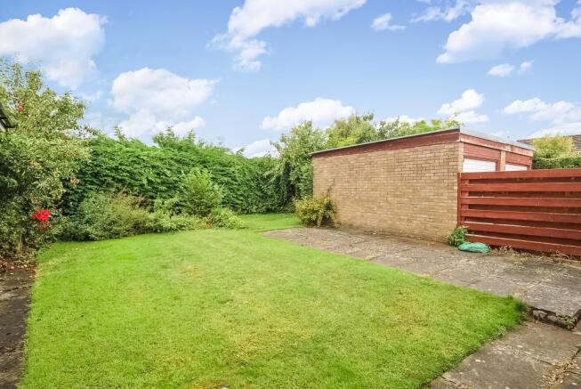 Very private garden with garage adjoining