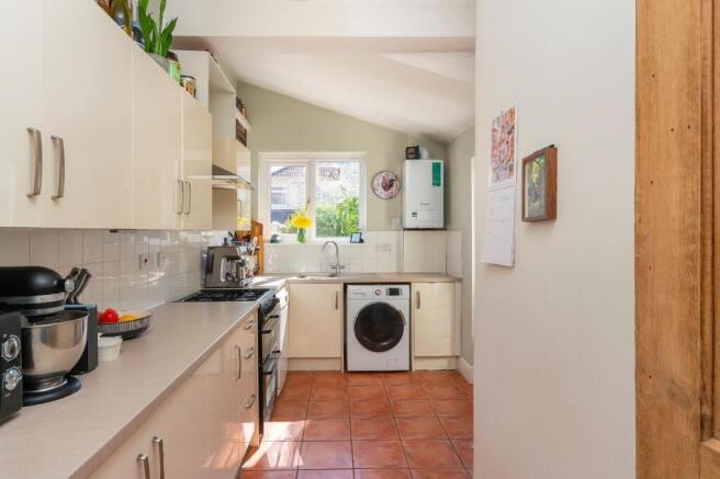 4D4RHD - Kitchen C.jpg