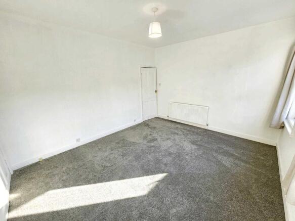 2 bed Terraced for sale Image 8