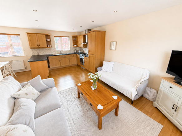Open Plan Living/Kitchen