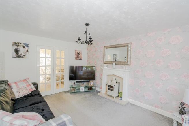 42, Rochester Way, Cannock, Staffordshire, WS12 3Y