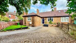 2, The Bungalow, Button Park, Pontefract WF8 4HT