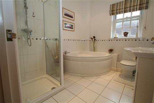 En-suite to Bedroom 1