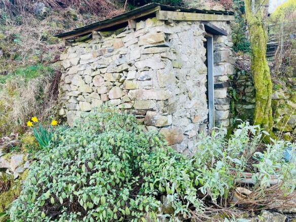 STORE SHED
