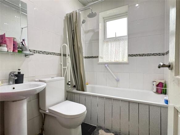 5 bed Terraced for sale Image 11