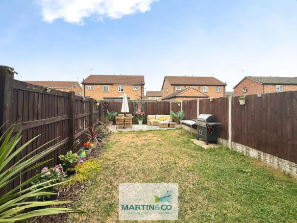 2 bed Terraced for sale Image 8
