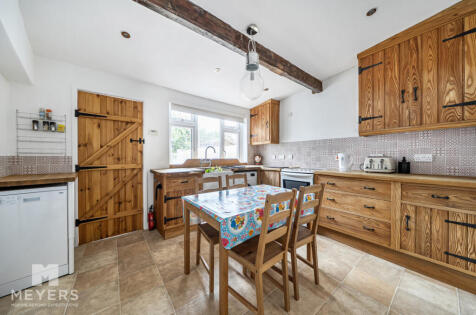 Dorchester Road, Dorchester, DT2 0
