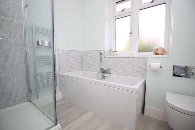 Master En-Suite