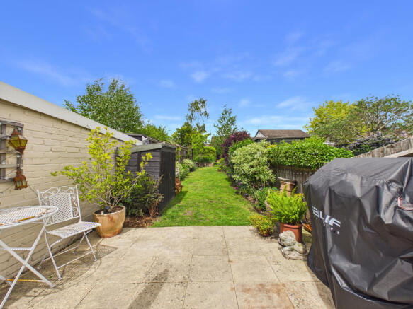 CAM02536G0-PR0115-STILL015