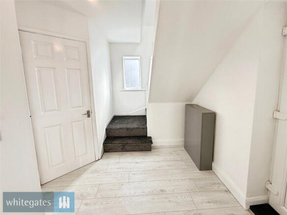 3 bed Semi-Detached for sale Image 4