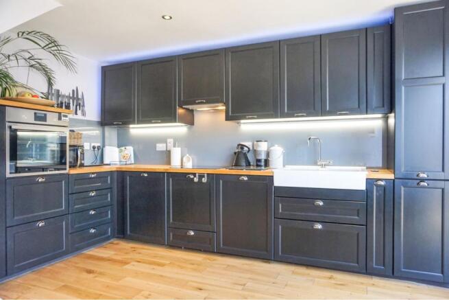 Kitchen/Breakfast