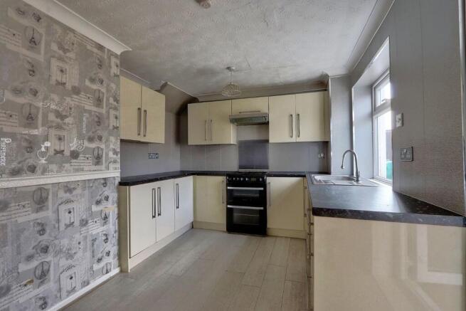 3 bed Terraced for sale Image 5