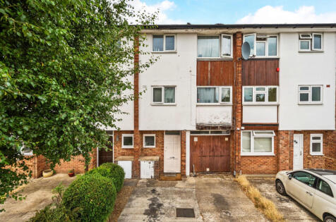 Guildford Park Avenue, Guildford, Surrey, GU2