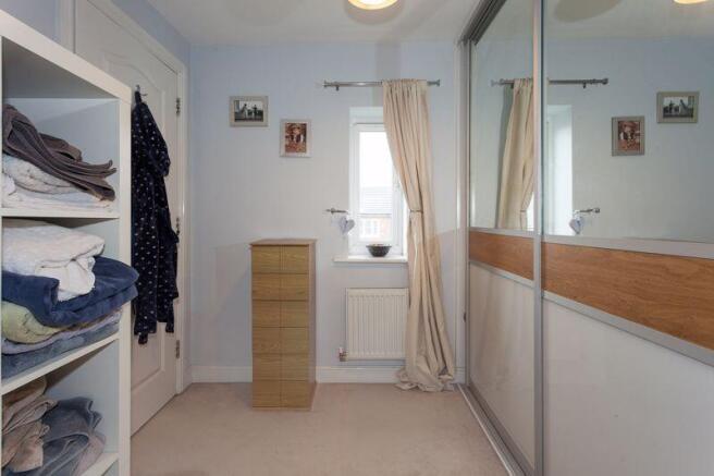 DRESSING ROOM 