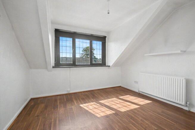 2 bed Town House for sale Image 4