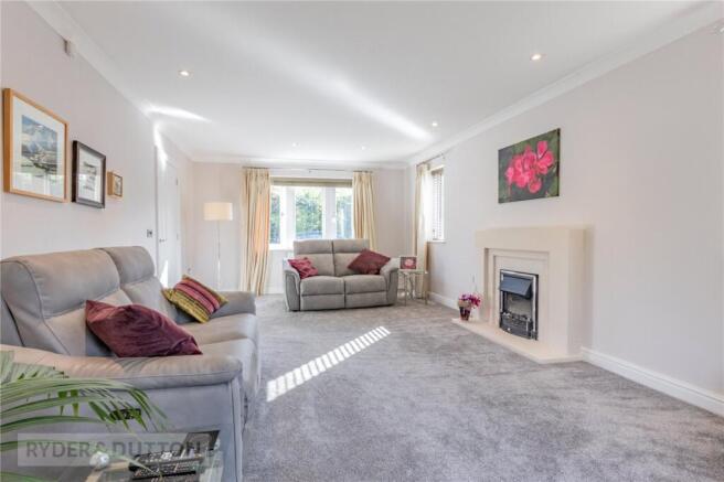 3 bed Link Detached House for sale Image 4