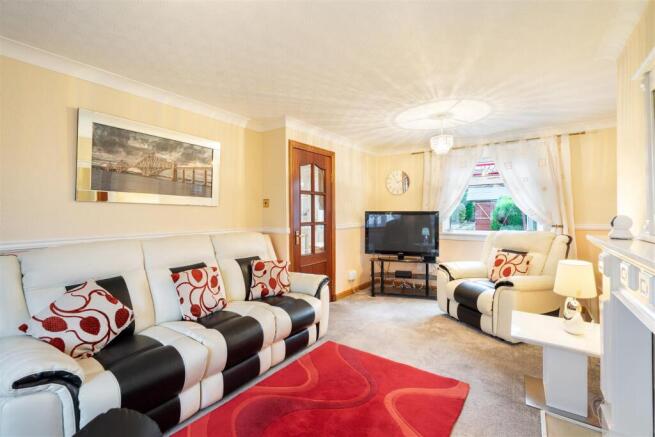 284Woodhall-03.jpg