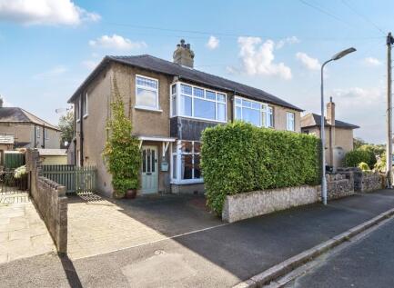 Helme Drive, Kendal, LA9