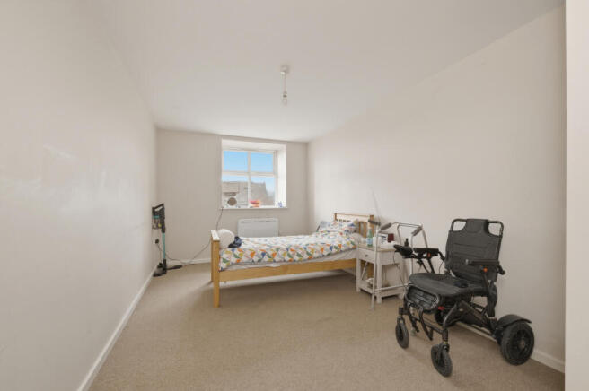 1 bed Flat for sale Image 6