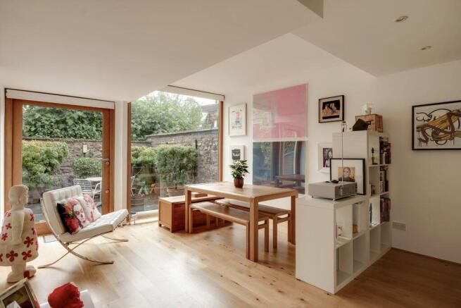 Kitchen/dining/family room