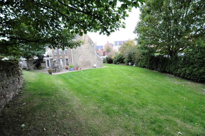 Photo 25