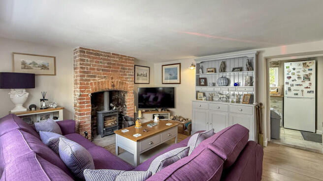 Lounge/dining roo...