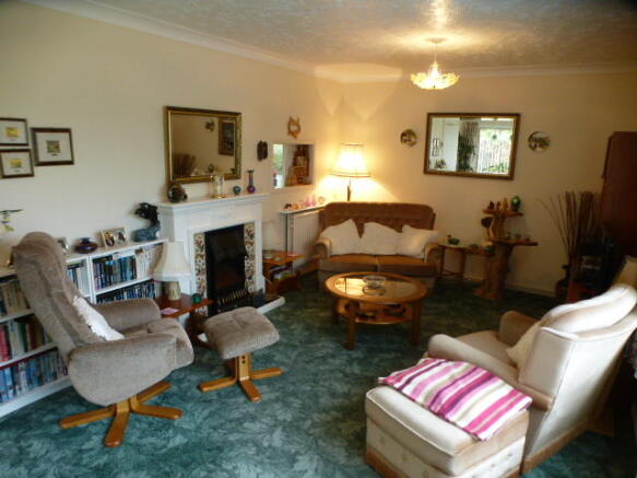 Photo 3