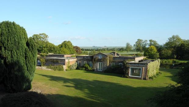 Pound House