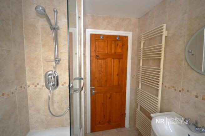Bathroom Extra Photo