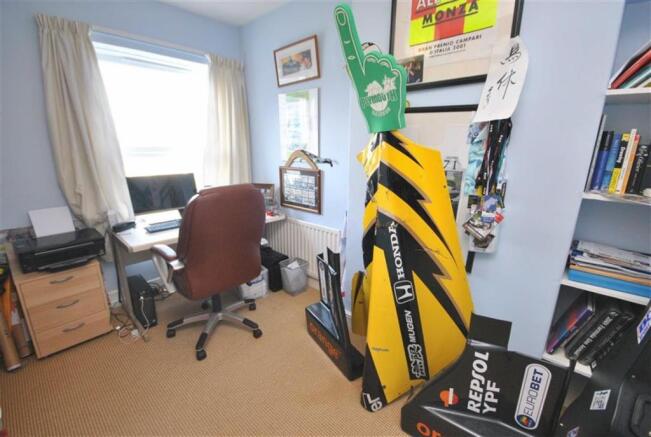 Photo 8