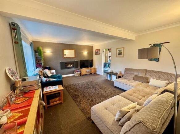 PHOTO-2026-01-13-11-29-18 (8).jpg