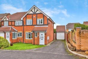 72, Gunnersbury Way, Nottingham NG16 1RE