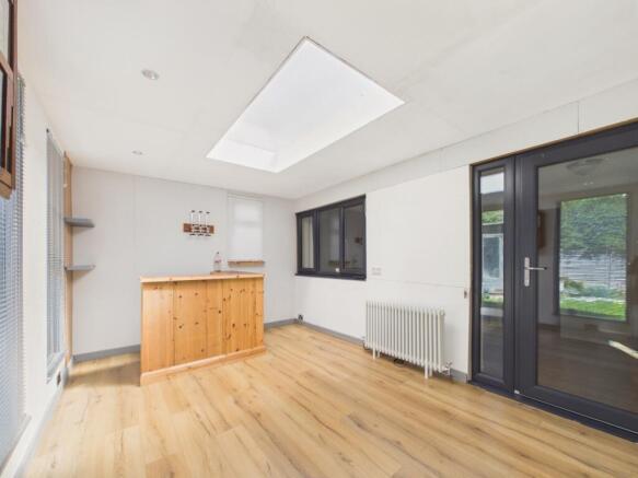 1 bed Semi-Detached Bungalow for sale Image 6