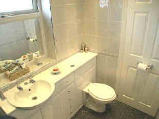 SHOWER ROOM  W/C
