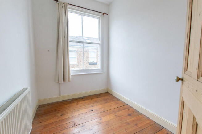 4 bed End of Terrace to rent Image 9