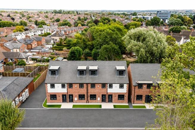 Douglas Jane Close