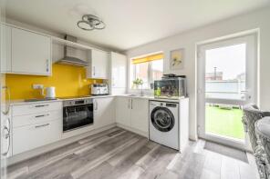 60, Alderman Mcgee Gardens, Great Yarmouth NR30 4NY