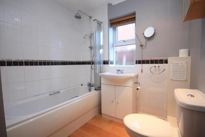 HOUSE BATHROOM/W.C.