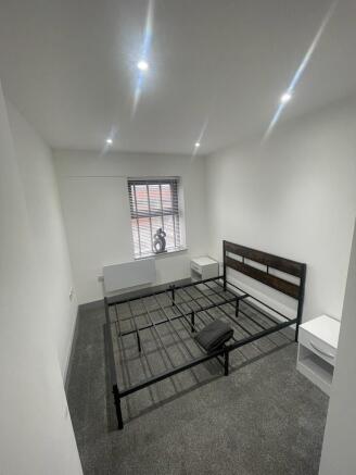 1 bed Apartment to rent Image 4