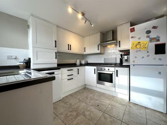 Kitchen 807