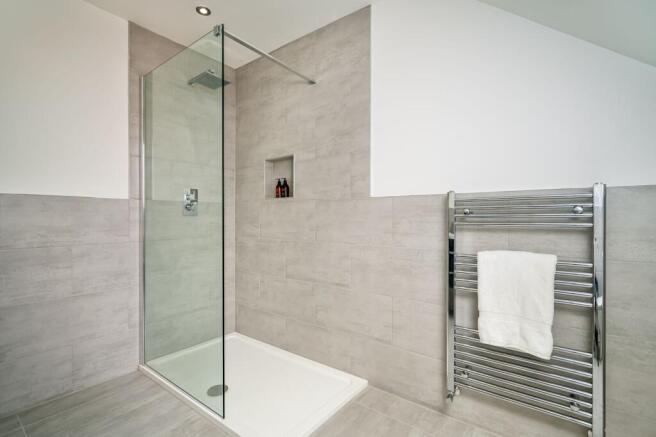 Bedroom two en-suite