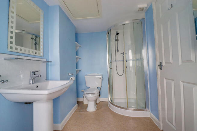 Master Ensuite