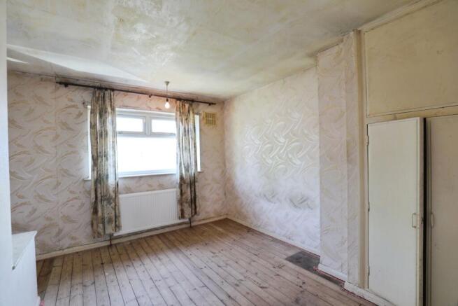3 bed Terraced for sale Image 7