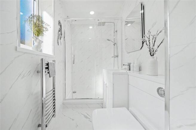 2 bed Apartment for sale Image 7