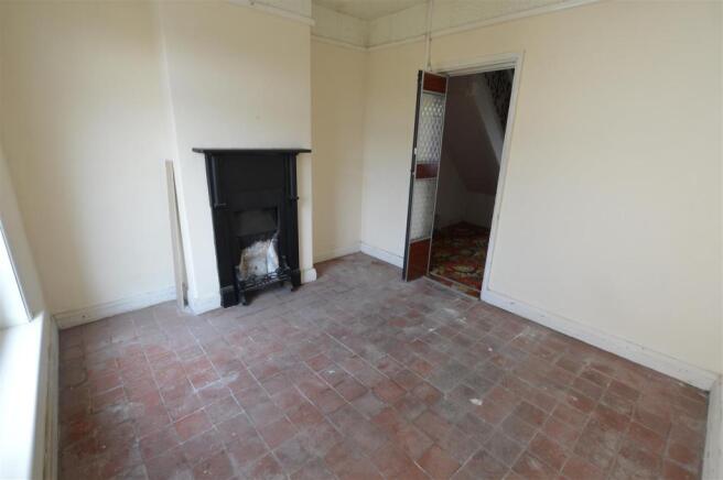 SITTING ROOM