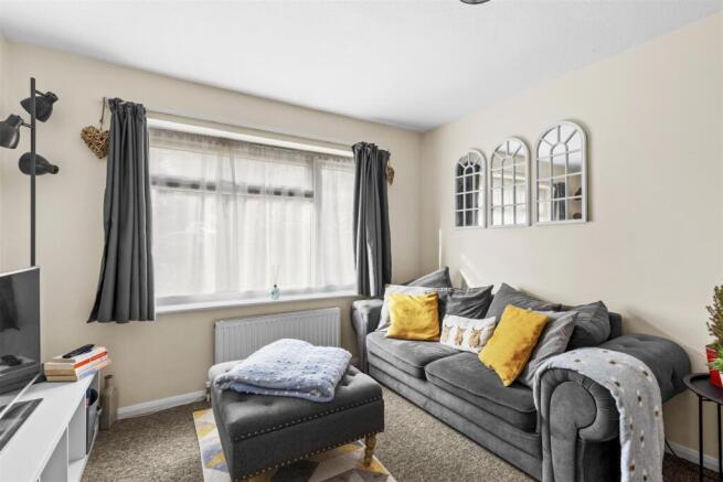 51b Lounge Diner.jpg