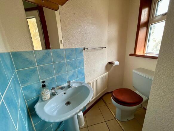 4 bed Semi-Detached for sale Image 9